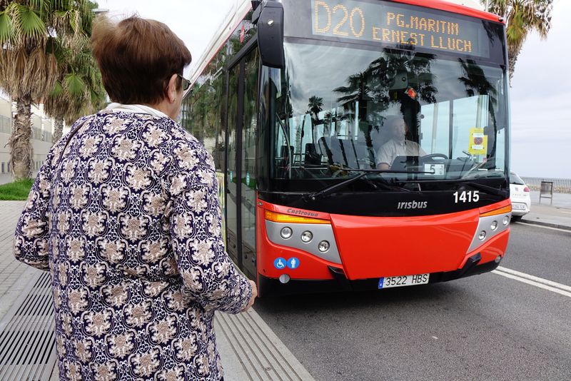 
             Autobús accesible
             Autor: Vicente Zambrano
             Ver los detalles de la imagen Autobús accesible
             